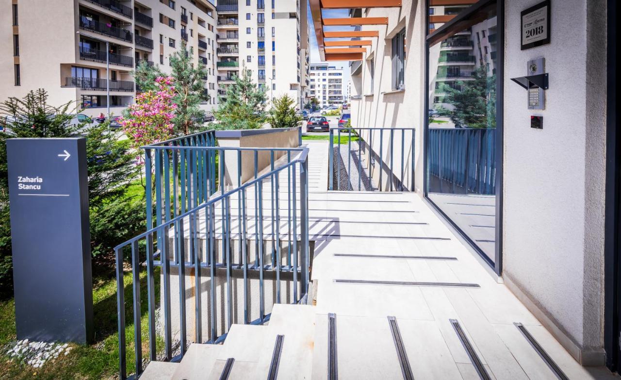 Lovely Chic Studio, On A Beautiful Promenade Apartment Brasov Exterior photo