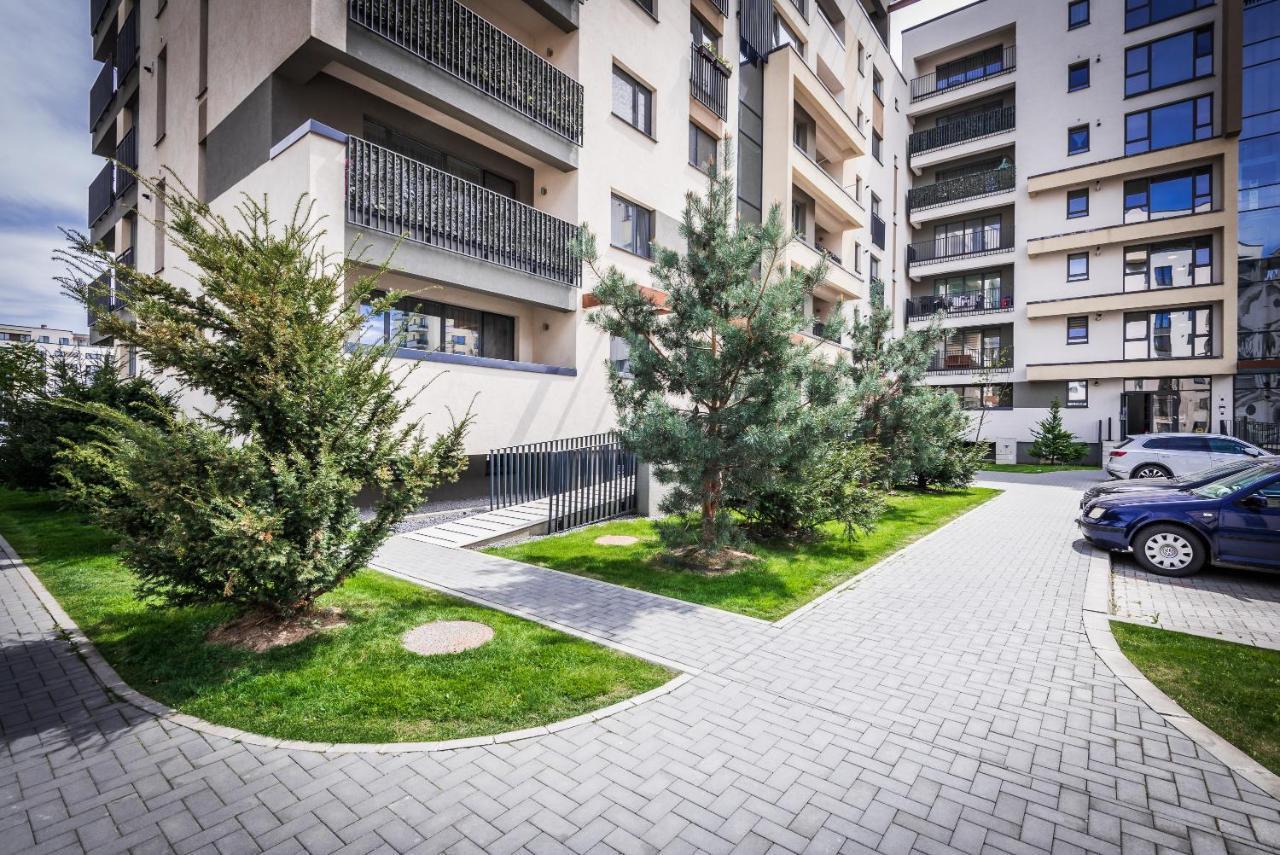 Lovely Chic Studio, On A Beautiful Promenade Apartment Brasov Exterior photo