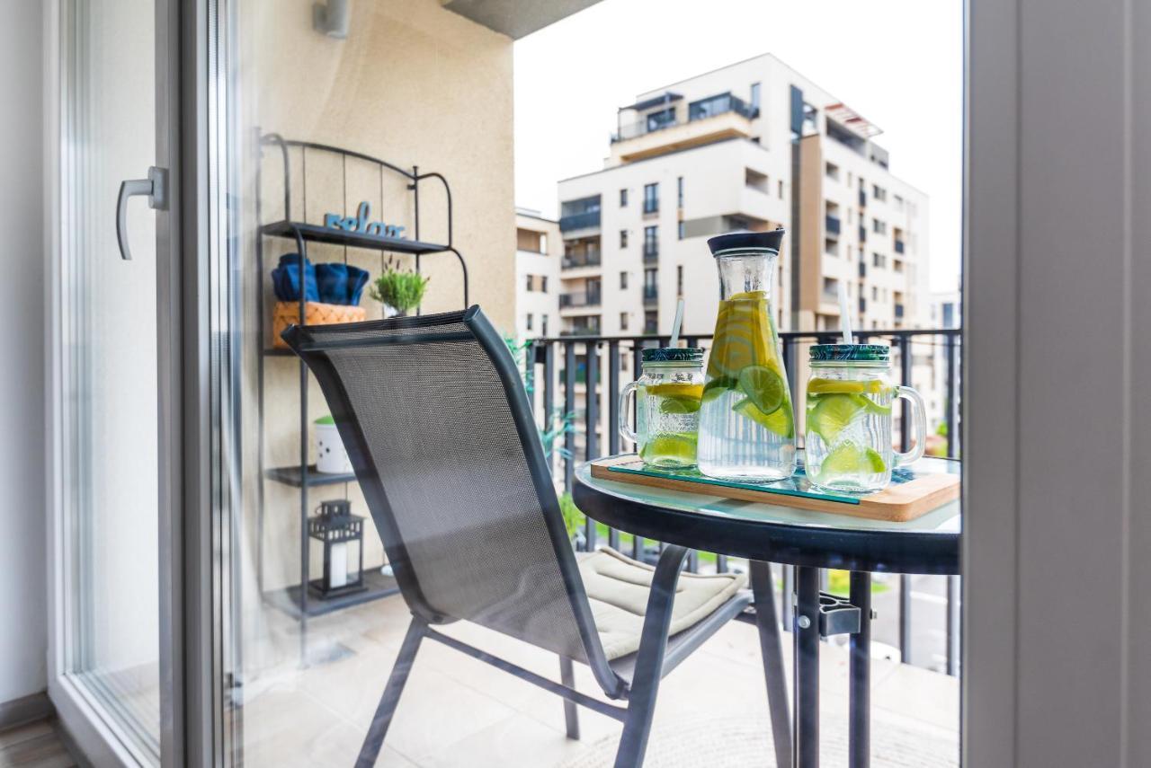 Lovely Chic Studio, On A Beautiful Promenade Apartment Brasov Exterior photo