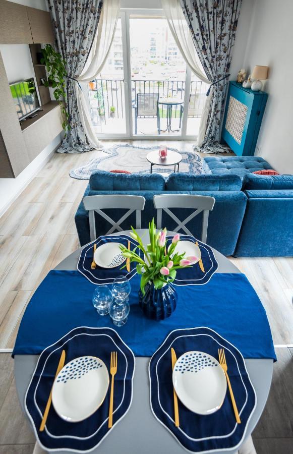 Lovely Chic Studio, On A Beautiful Promenade Apartment Brasov Exterior photo